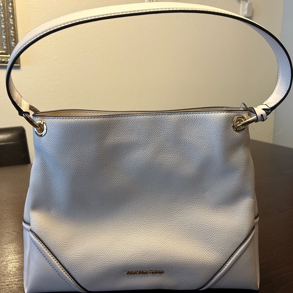 MICHAEL KORS LT CREAM NICOLE MD PEBBLE LEATHER SHOULDER BAG - Picture 1 of 7